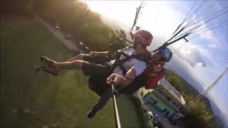 ALEXANDRE VOANDO DE PARAPENTE EM SÃO VICENTE