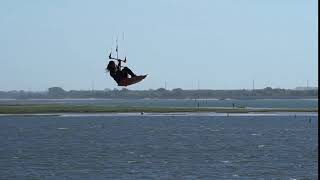 Kitesurfing Technique - Front Loop Stale Fish Grab