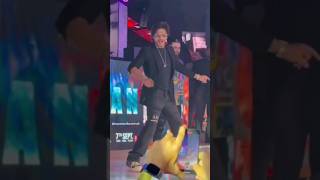 Shah Rukh Khan does the hook step for #notramaiyavastavaiya | Jawan Celebration At Dubai | Anirudh