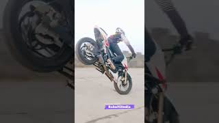 Stoppie stunt 🔥Apache 200 Bike stunts,shorts, YouTubeshorts #rahul13india  #apache #stunt #trending