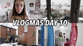 ☃️A SNOWY DAY VLOGMAS DAY 10!