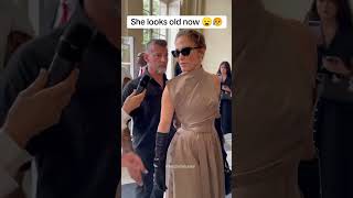 😥😥😥 #havefunhollywood #jlo #jenniferlopez #fashion #explore #viral #old