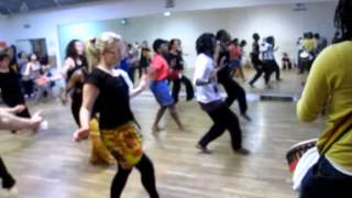 Stage de Danse Africaine avec Oumar Ouattara au Centre Momboye ( 24/032013 )