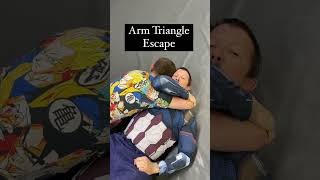 Arm Triangle Escape #bjj #brazilianjiujitsu #jiujitsu #judo #mma #submissions