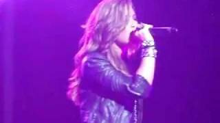 Catch Me - Demi Lovato FRONT ROW!!