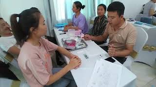 Practice to test malaria in Lai Chau3