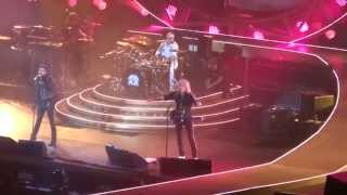 Queen + Adam Lambert - "Fat Bottomed Girls" Live @ MSG, NYC 07/17/14