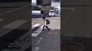 Unique Ways to Cross the Road in Japan