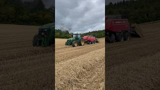 Roaring 7920 baler start-up #johndeere #7920 #johndeeretractor #tractorvideo #baling