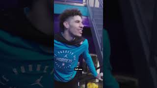 Lamelo Ball punches clown after jump scare 😭