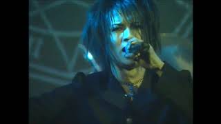 Moi dix Mois / MC ~ front et baiser (live Invite to Immorality)