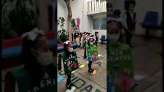 Baile "La marcha de las vocales" Cri-Cri Alumnos de Preescolar Federico Froebel