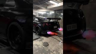 NISSAN GTR