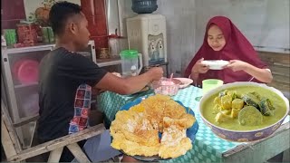 Aktivitas Pagi Hari Di Desa, Memasak Sayur Terong Tempe Tahu Ikan Asin Kuah pedas Dan Telur Dadar