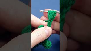 Easy Crochet: How to Crochet a simple lace leaves Puff Stitch Cord for beginners. #Shorts