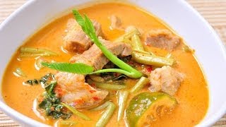 [Thai Food] Thai Red Curry with Pork Belly and Water Spinach / Tay - Po Curry (Gang Tay Po)