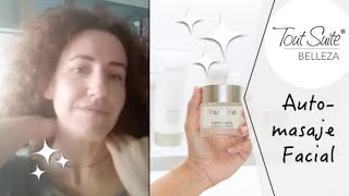 Ritual facial diario antiedad con Natura Bisse: automasaje y aplicación cosmética