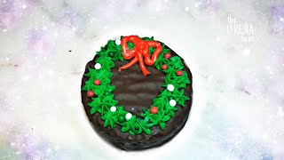 Holiday Wreath Mini Cake