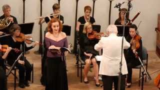 Alexandra Sherman (mezzo-soprano) sings "The Last Rose of Summer"