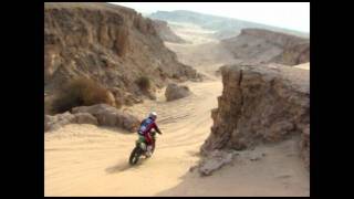 riding in kuwait desert