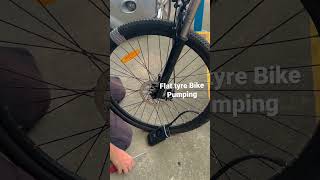 Flat tyre bike - Pumping