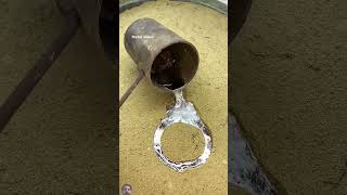 صهر المعادن صب علي الرمال صنعات جديده #satisfying #experiment #art #shorts