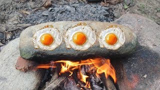 Primitive Survival: Cooking Bird Eggs on a Rock - Find the Bird Eggs in the Wild