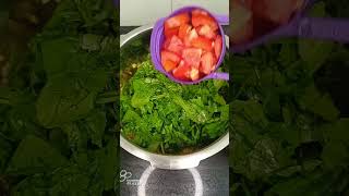 சத்தான பாலக் கீரை கடையல் / Healthy Palak keerai kadaiyal #shorts