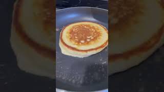 FLIPPING PANCAKE