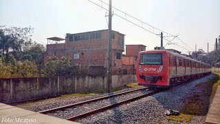 (CPTM)trens séries 2070,9000,e 7000 em USP leste