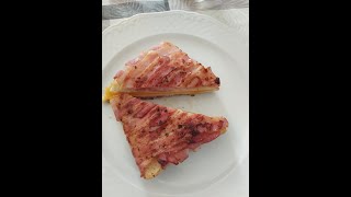 Käse Toast im Bacon Mantel