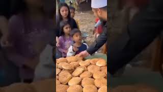 Don't waste food give it poor people #shortvideo #viralshort #shortfeed #viral #status