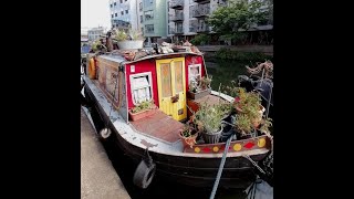 Strolling the Regent's Canal in East London