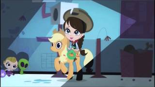 Littlest Pet Shop - Blythe with Applejack plush