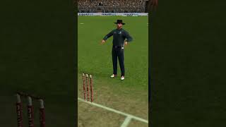 Shaheen Shah afridi first ball six s bol six next bol out