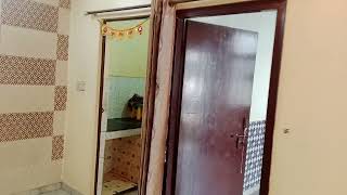 2bhk flat for sale in laxmi Nagar | Two बालकनी का resale flat for sell | लक्ष्मी नगर में सस्ता फ्लैट