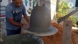 Usei a criatividade para fazer um vaso com gabarito quê encontrei parte ( 2 )