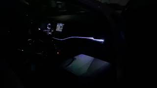 Illuminazione RGB con striscia led su profilo cruscotto interno auto . Xtremecaraudio