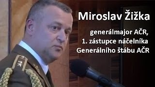 Miroslav Žižka, generálmajor AČR, 1. zást. náč. Generálního štábu AČR, přebírá Cenu PŘÍSTAV 2013