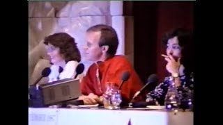 Doctor Who Convention - A disaster in the making! (Peter Davison, Janet Fielding & Sarah Sutton)