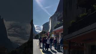 #lauterbrunnen #switzerland #lauterbrunnenvalley #travel #travelvlog #switzerlandbeauty #travelbycar