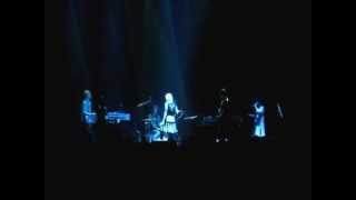 Austra - Lose It (Live at Rockhal, Luxembourg 23/11/12)