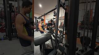 Ini anak masih SMA tapi getol sekali membesarkan badannya #gym #gympemula #gymmotivation