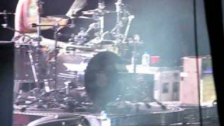 LIVE 2009 Blink 182 closeup HD Vancouver, BC - July 28 travis barker!