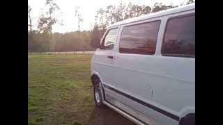 00 DODGE 3500 15 Passenger van near Gainesville Fl.CALL FRANCIS (352)-745-2019