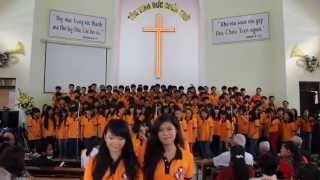 NGÀI THÀNH TÍN THAY - TRẠI HÈ 2013 " THEO CHÂN CHÚA "