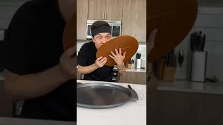 Guy makes giant squid game cookie