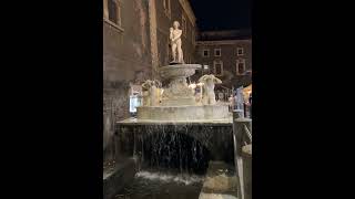 Catania's Fountain Square Exploring the Enchanting Heart of the City || ItalyTravelPhotos #Short