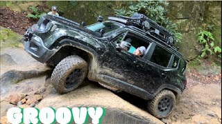 Jeep Renegade rock crawling at Old Fincastle Rd.  - Kentucky