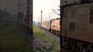 Goadan Express Meet Varanasi Intercity Express At Varanasi City #indianrailways #railfan